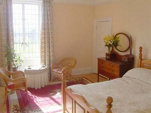 Cleeve House Bed & Breakfast Melksham Bagian luar foto